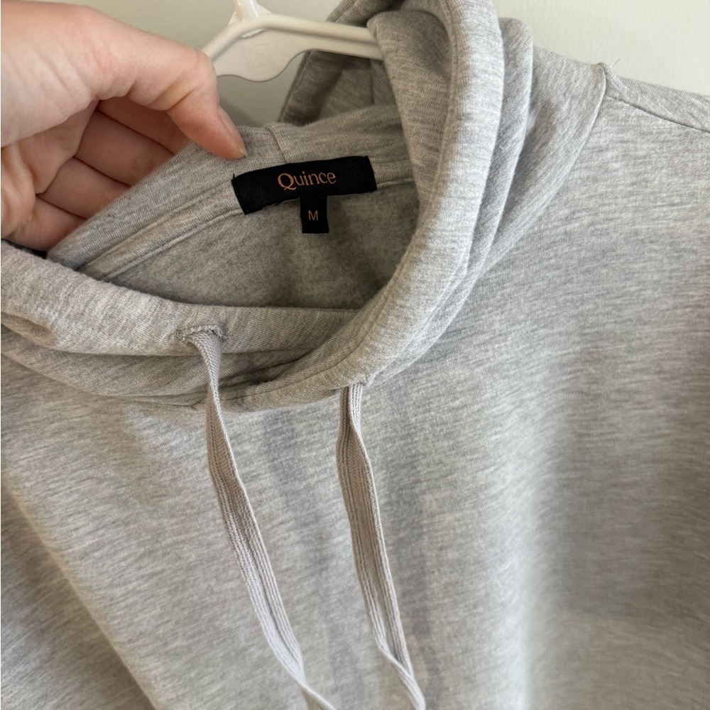 Quince SuperSoft Fleece Pullover Sweatshirt - Heather Grey - Size Medium - Picture 3 of 13